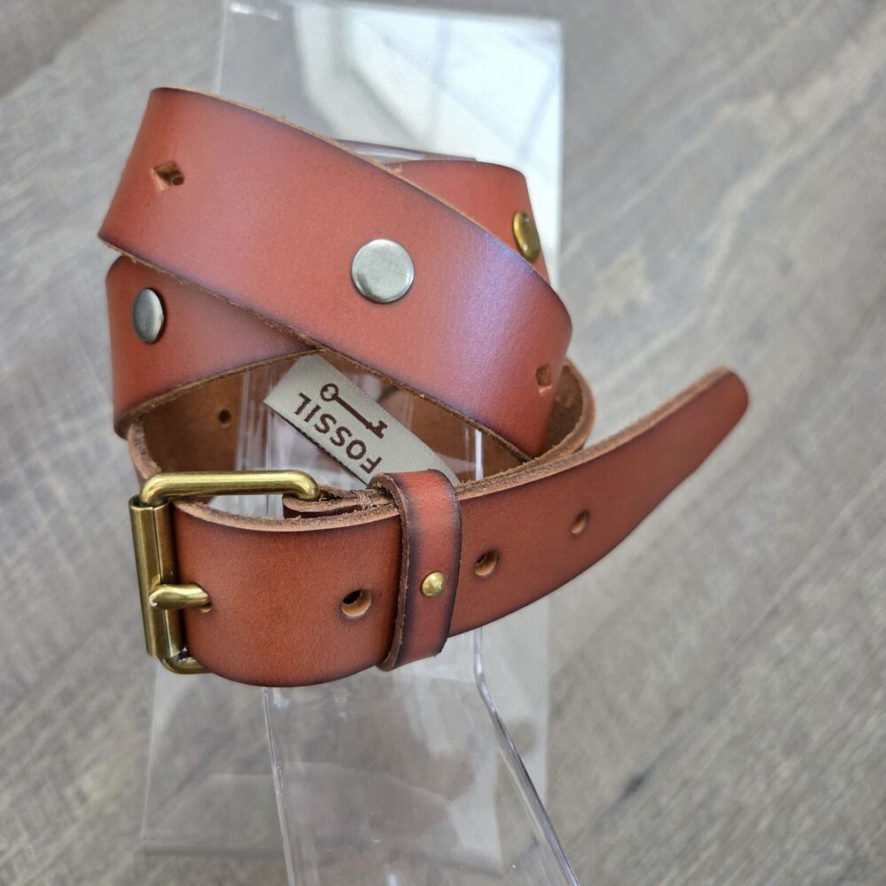 Fossil Women's Brown Leather Belt Size Medium Studded 30-36" Waist Genuine